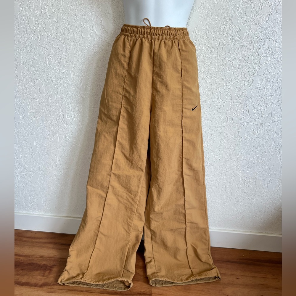 Nike Tan Sweatpants Comfortable Joggers